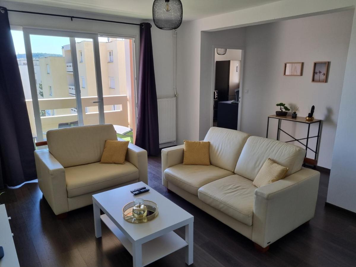 Bel Appartement 2 Chambres ,Residence Privee Givet Ngoại thất bức ảnh